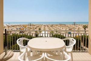 Fronte mare centro jesolo lido