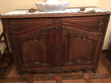 Credenza in stile Luigi XV