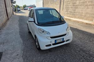 Smart ForTwo 1000 52 kW MHD coupé pure