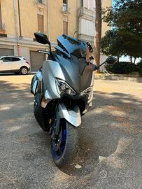 T Max 530 2018