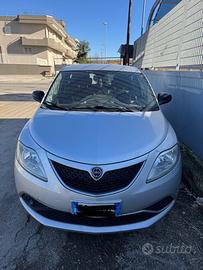 Lancia ypsilon gold gpl immatricolata 30/12/2016