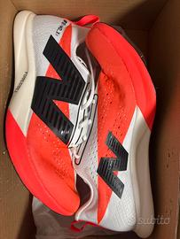 Scarpe chiodate new balance