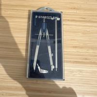 Compasso con apertura a vite