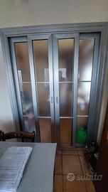 Porta scorrevole alluminio e vetro