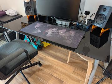 Scrivania vetro temperato nero no cristallo