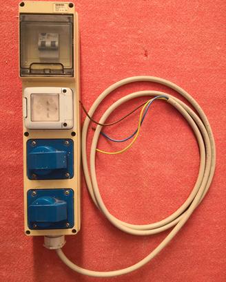 Quadretto 230V da cantiere GW68001