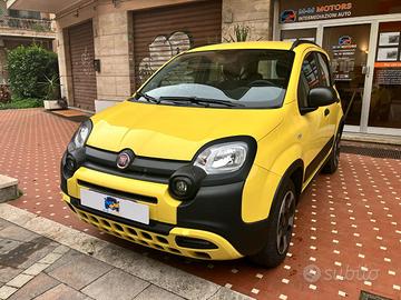 FIAT Panda 1.0 FireFly S&S Hybrid City Cross 70