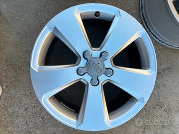 4 cerchi originali audi da 17