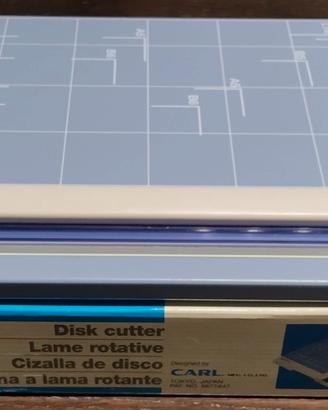 Tagliacarte manuale Carl DC-200 A4 A3