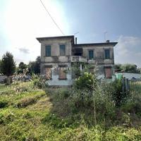 VILLA DA RISTRUTTURARE