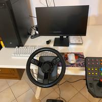 pc gaming completo di simulatore di guida