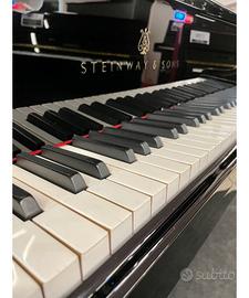 PIANOFORTE MEZZA CODA STEINWAY & SONS MOD. M170 NE