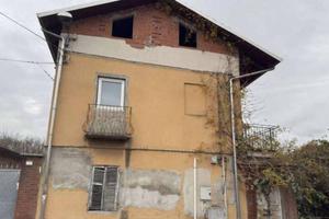 Immobile in asta di 258 m² con 4 locali a Veroleng