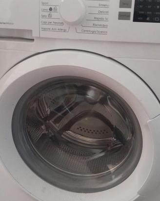 Lavatrice marca Electrolux PerfectCare 600 (Kg. 7)