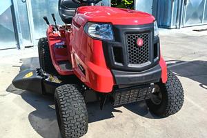 Trattorino tagliaerba MTD SMART RG145 seminuovo