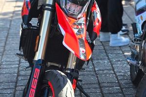 DUCATI 698 HIPERMOTARD 