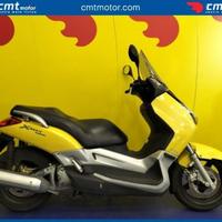 YAMAHA X-Max 250 Finanziabile - giallo - 15783