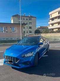 Ford Focus st line