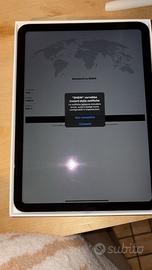 iPad 10ª generazione 64GB + accessori