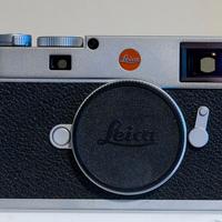 Leica M11 con Visoflex 2