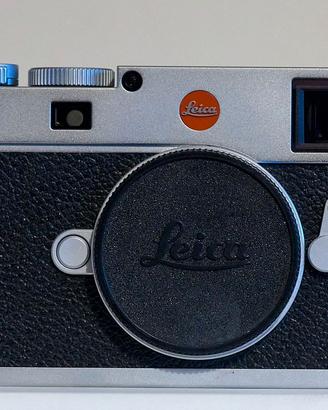 Leica M11