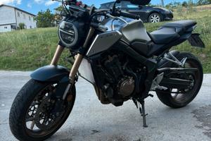 Cb 650 r