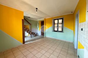 CASA SEMINDIPENDENTE A LA CASSA