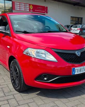LANCIA Ypsilon 3ª serie Ypsilon 1.2 69 CV 5 po...