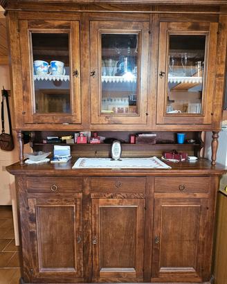 Credenza in legno massello