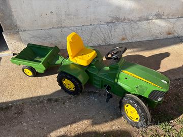 Trattore a pedali John Deere