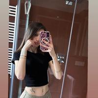 Donna delle pulizie/assistenza anziani