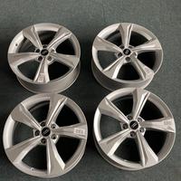 4 cerchi nuovi originali Audi da 19”