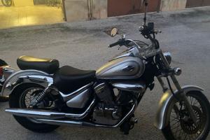 Suzuki VL Intruder 250 - 2001