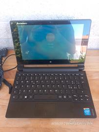 Computer Portatile Lenovo Compatto con Alimentator