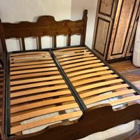 Letto matrimoniale in legno massello
