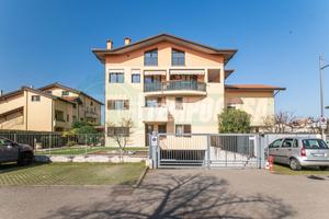 LIBERO SUBITO: DUPLEX CON TERRAZZO ,BOX DOPPIO E C