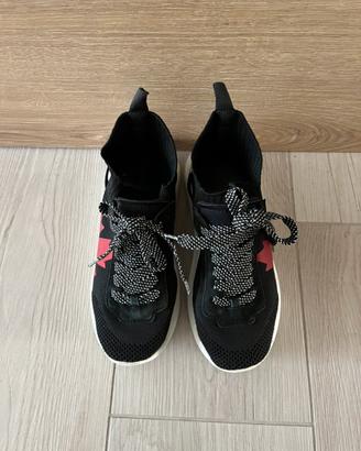 Scarpe Dsquared2 da bambino numero 35.