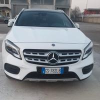 Mercedes GLA 180