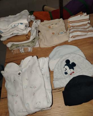 Lotto abbigliamento neonato