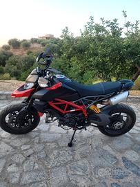 Ducati hypermotard 950 a2