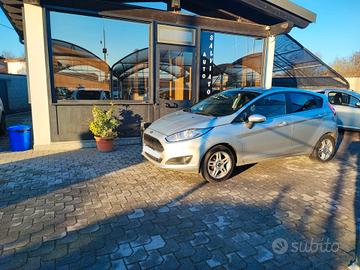 Ford Fiesta 1.5 TDCi 75CV 5 porte Titanium