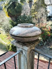 Portavaso da esterno in granito