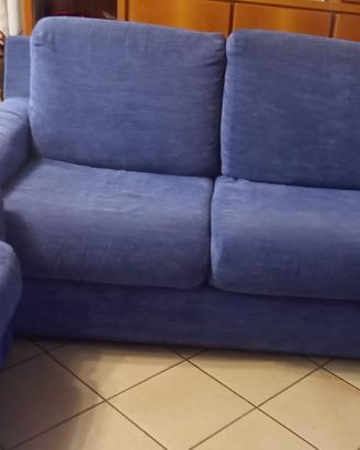 Divano quattro posti