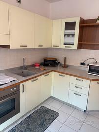 Cucina completa di tutto
