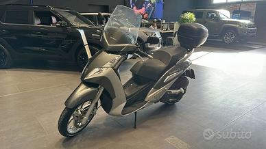 Peugeot Geopolis 400