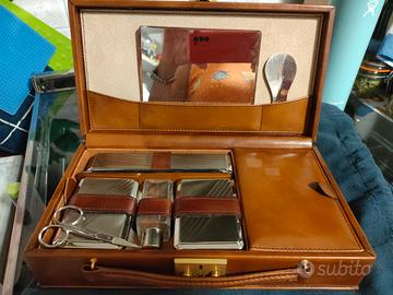 TROUSSE  DA VIAGGIO IN PELLE per UOMO