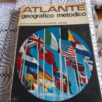 Atlante geografico metodico 1971