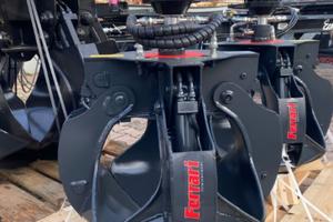 POLIPO NUOVO MARCA FERRARI 4 PALE