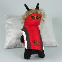 giubbotto rosso cane