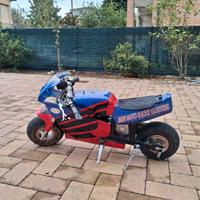 Minimoto elettrica a batteria